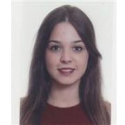 Profesor de español imparte clases también clases a primaria